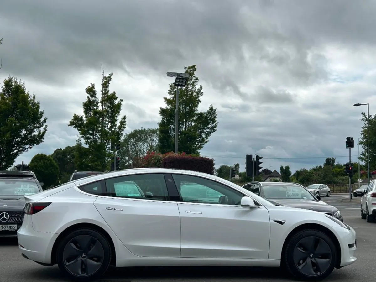 Tesla Model 3 M3 SR  4DR Auto  low Kms - Image 4