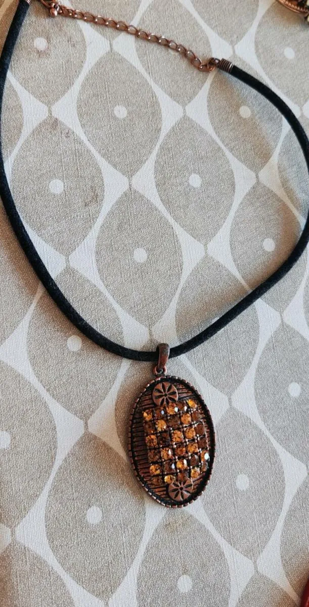 Pendant - Image 4
