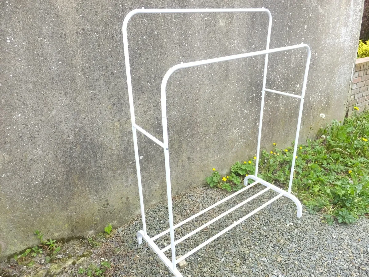 double rod garment rack - Image 1