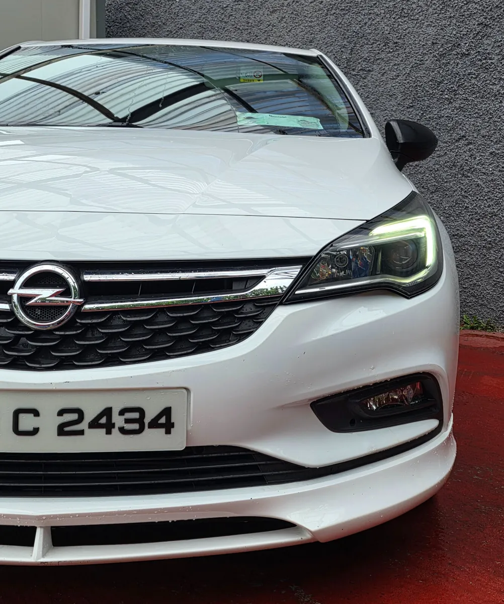 2018 Opel Astra 1.0L Turbo 79km fully kitted - Image 2