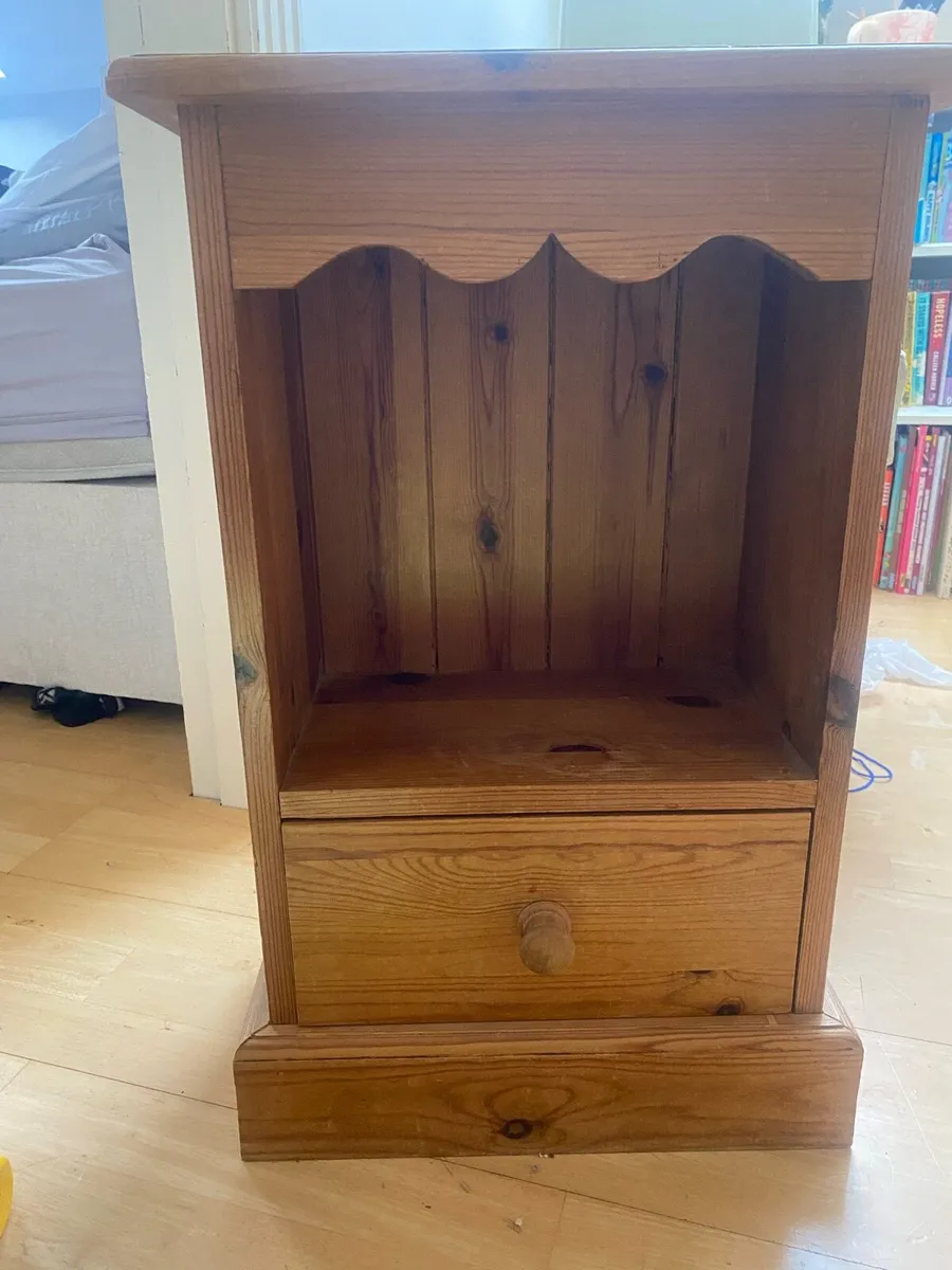 Brown unit with two drawers - Image 1