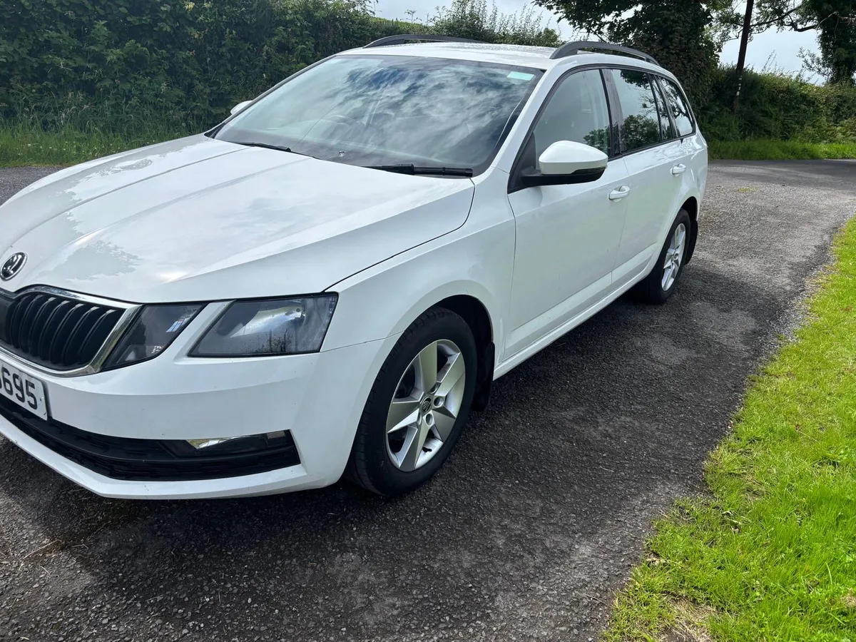 ‘19 Skoda Octavia Se Tdi (LOW NOX) - Image 2