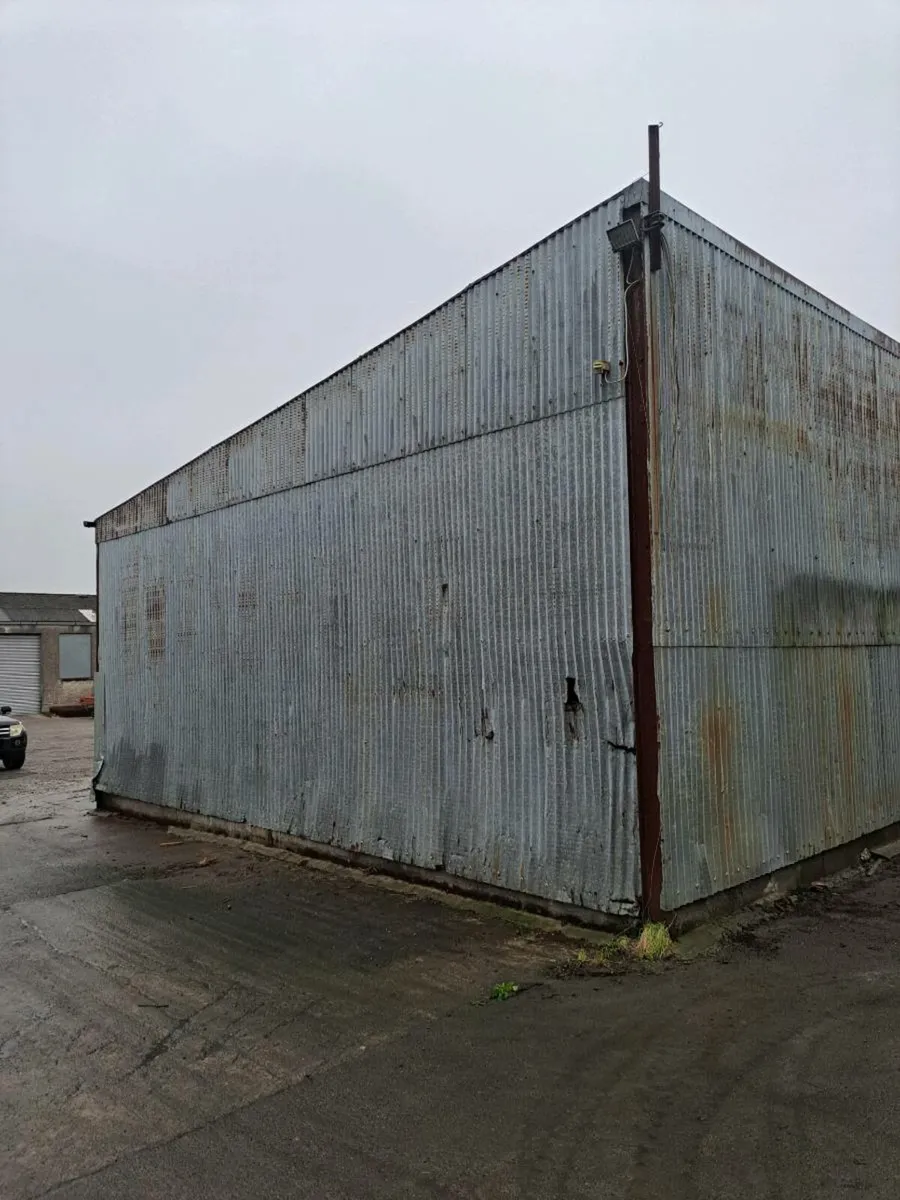 Second hand shed - Image 3
