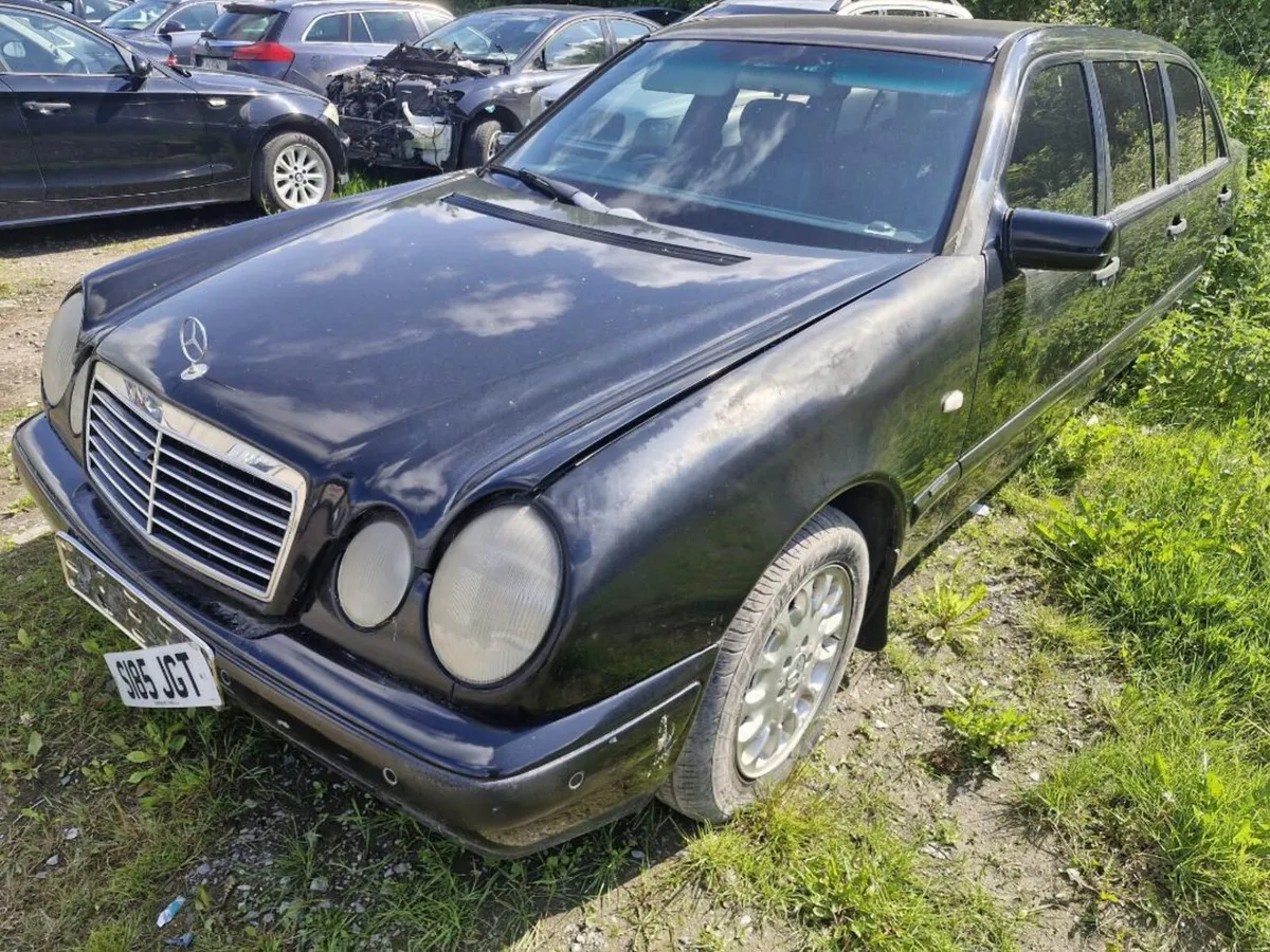mercedes w210 5.0 parts - Image 1