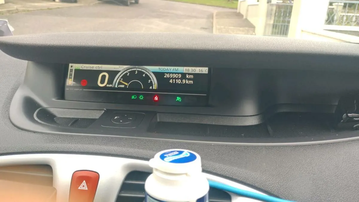 Renault grand scenic 7 seater NCT&tax - Image 2