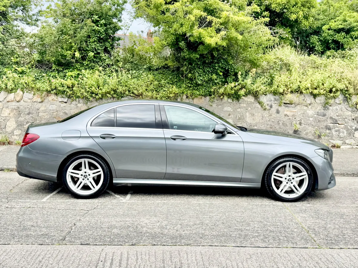 Mercedes-Benz E-Class 2019!!AMG LINE !! AUTO!! - Image 3