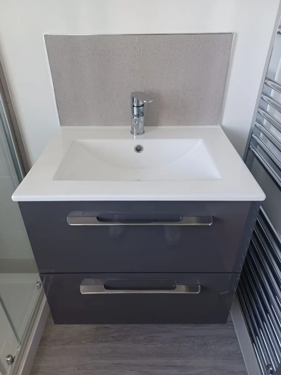 New sinks, taps, showers, bath, wardrobe - Image 1