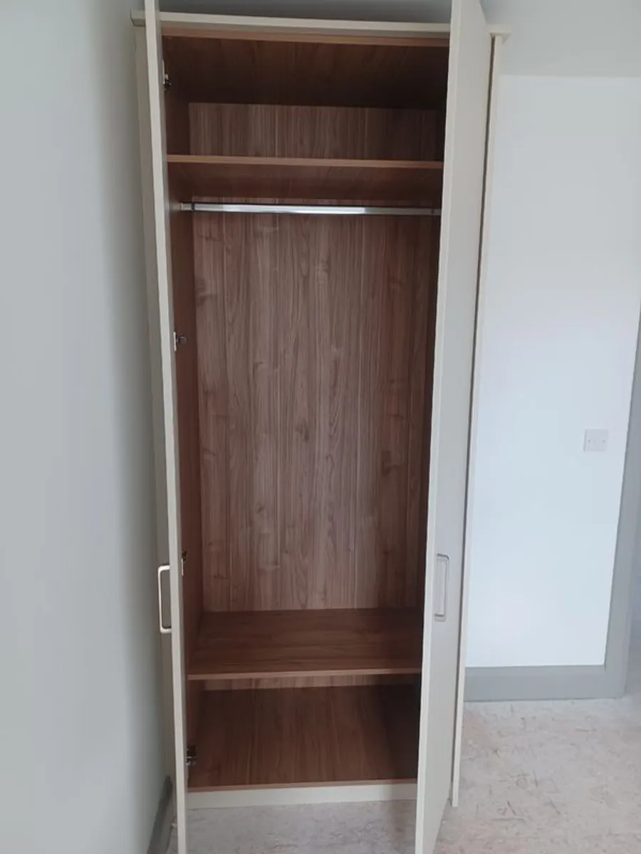 New sinks, taps, showers, bath, wardrobe - Image 4