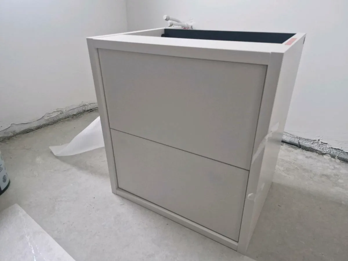Roca Tura 600mm vanity - Image 4