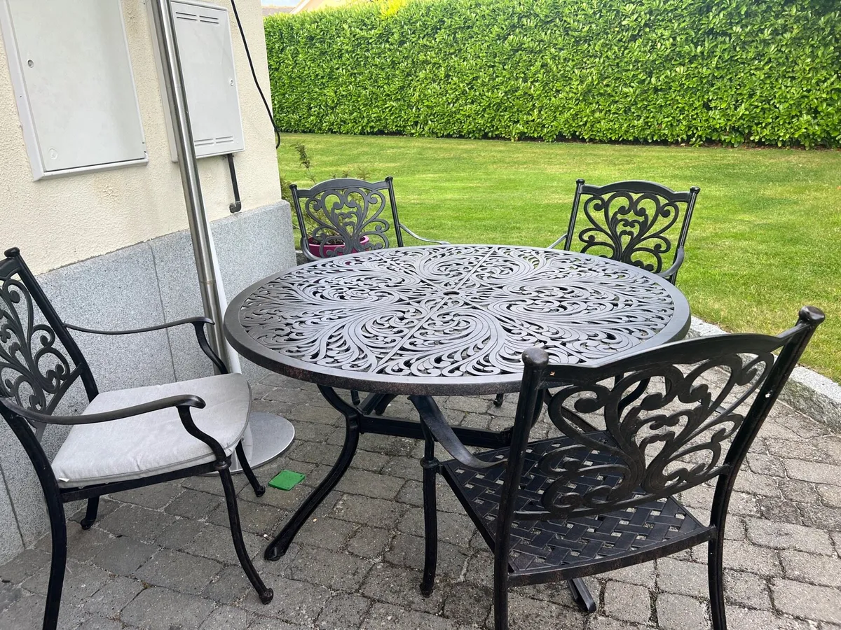 Garden Dining Set