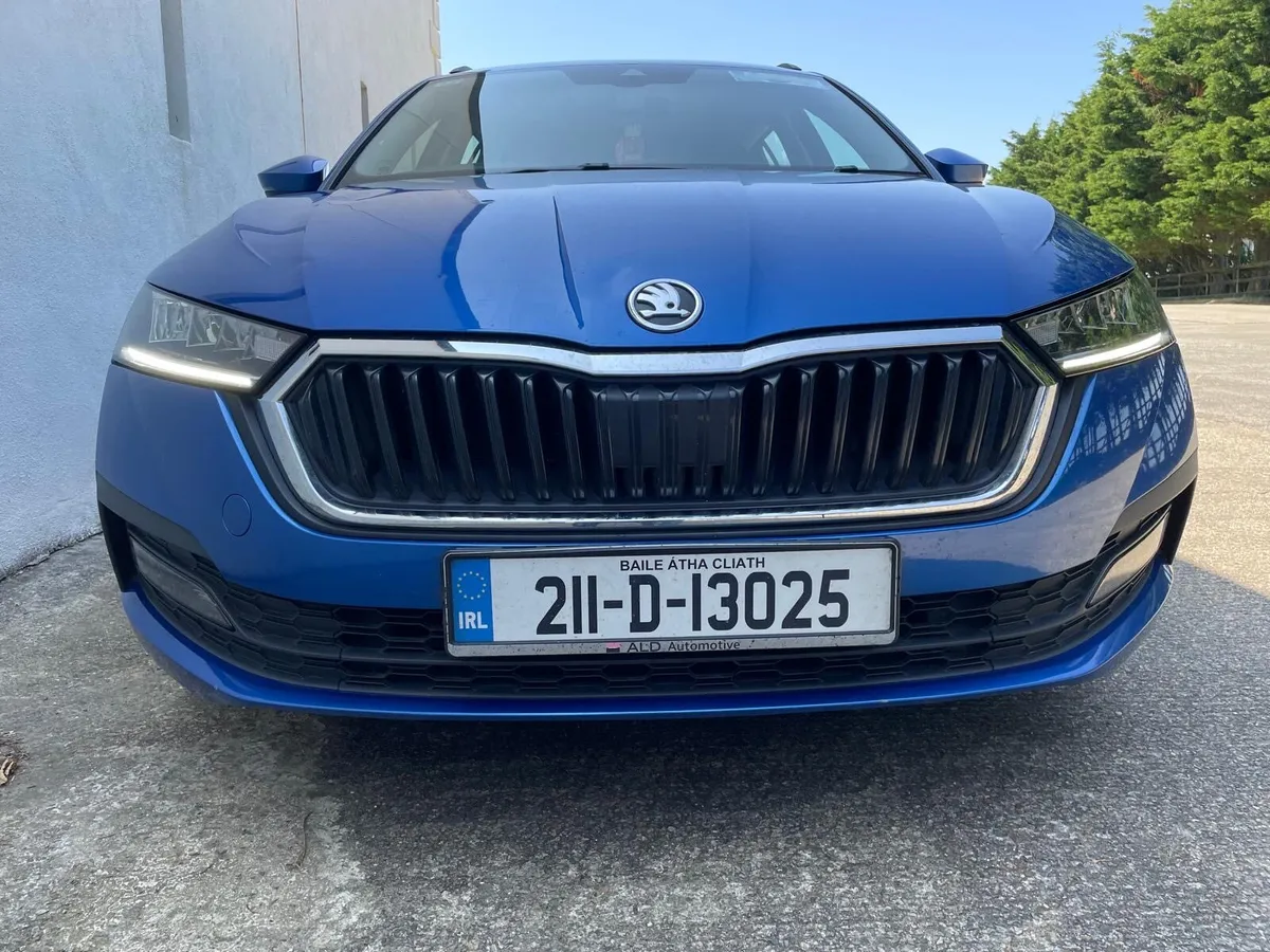 Skoda Octavia Ambition 2.0Tdi 2021 - Image 3