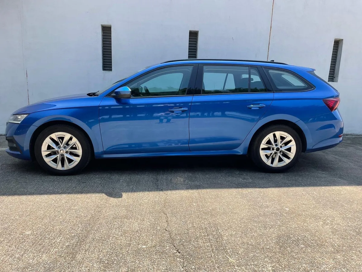 Skoda Octavia Ambition 2.0Tdi 2021 - Image 4