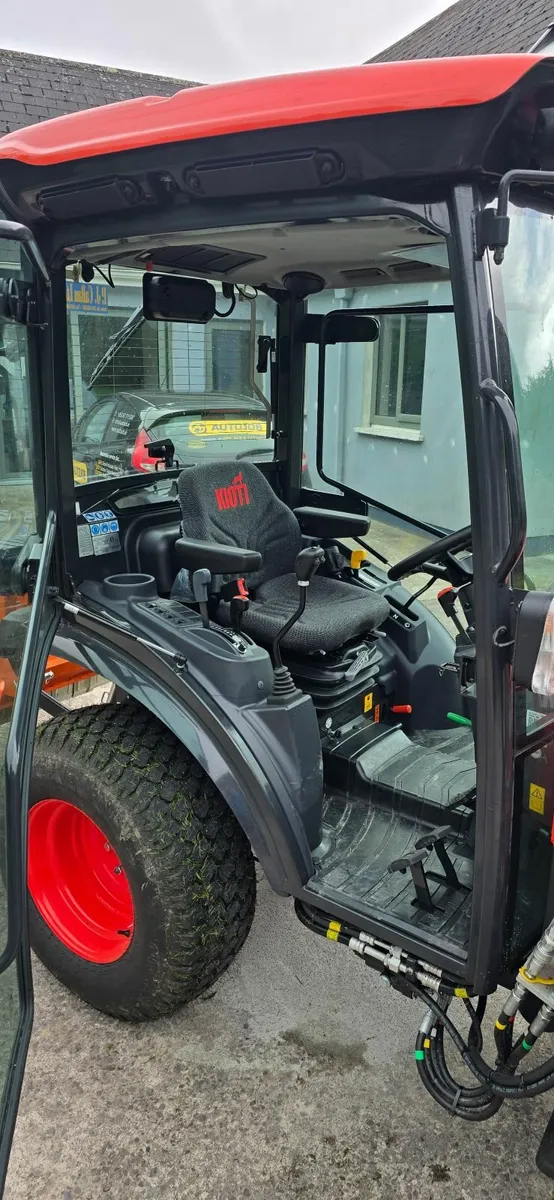 Kioti CX2510CH & Loader - Image 2