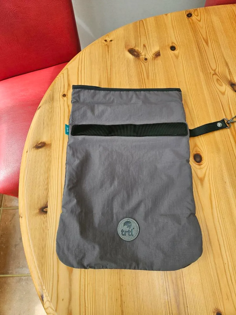 Travel Pillow - Image 3