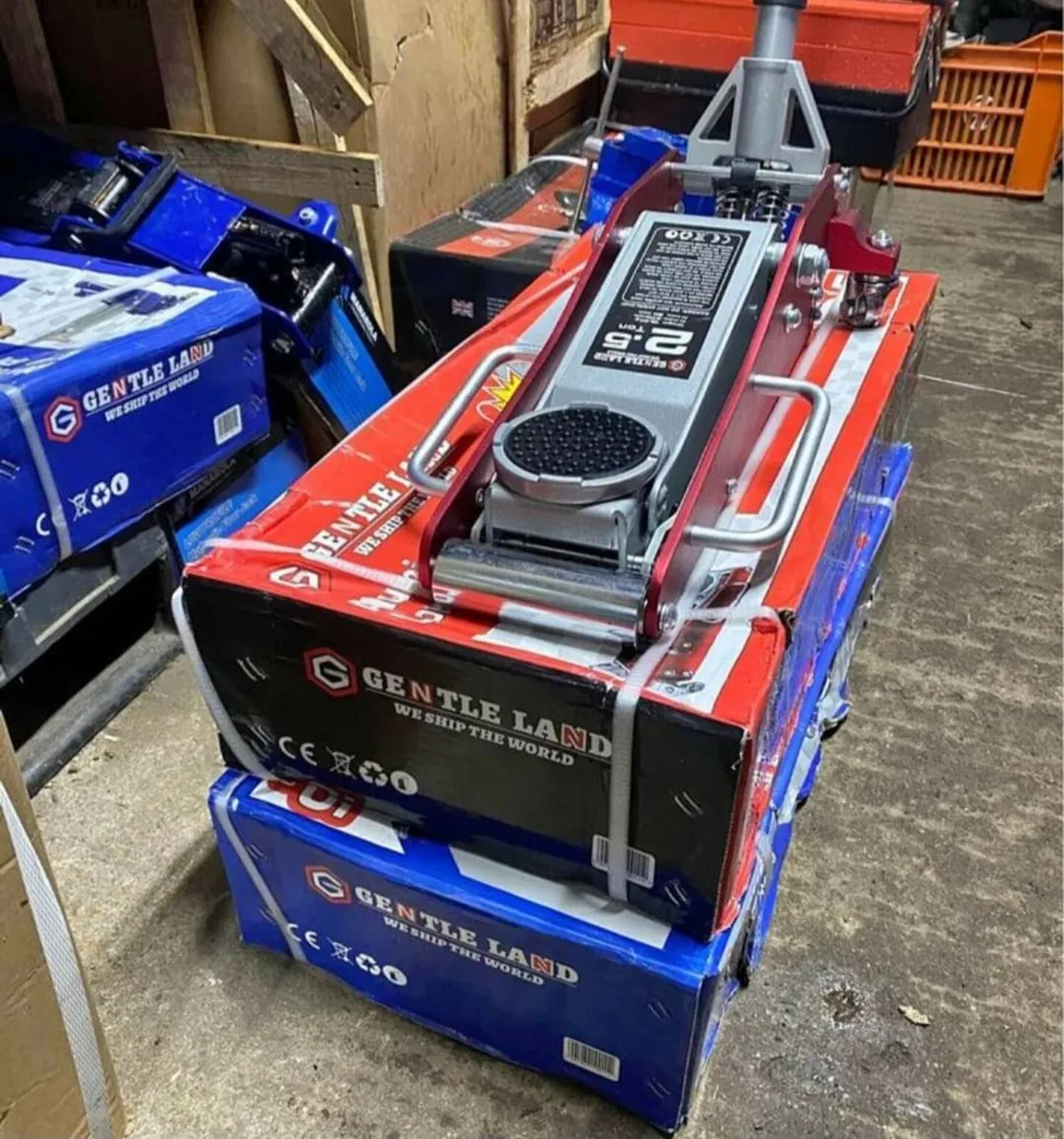 2.5 ton low profile aluminium jack - Image 2