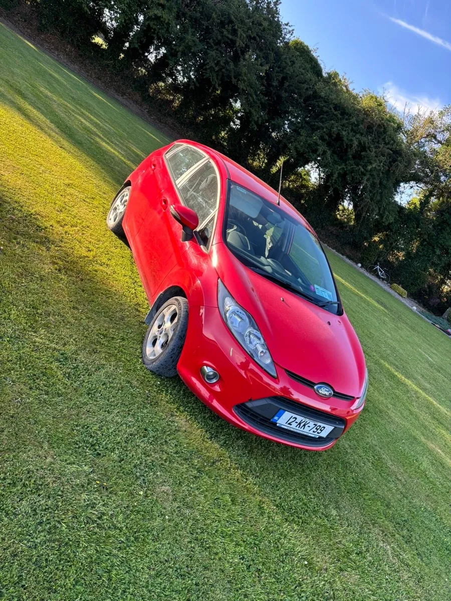 Car - Image 1