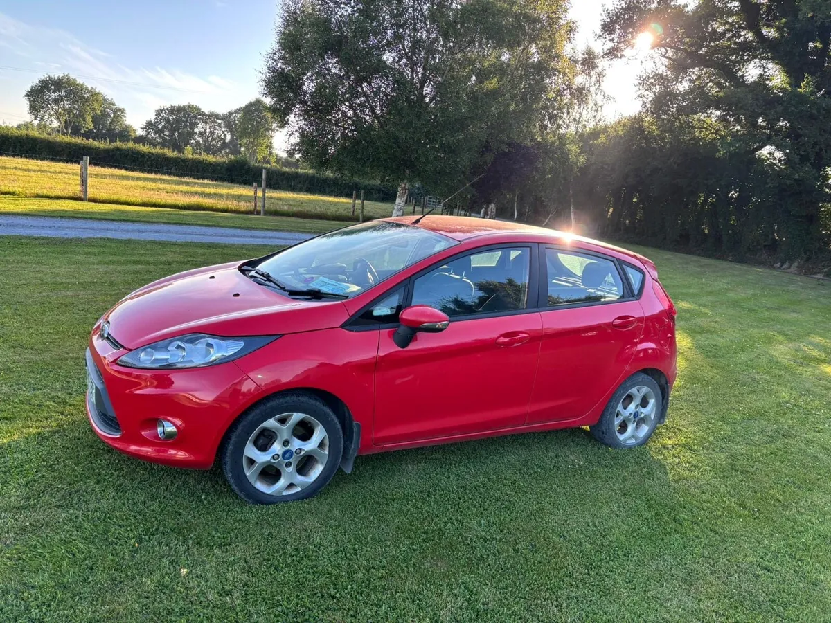 Car - Image 4