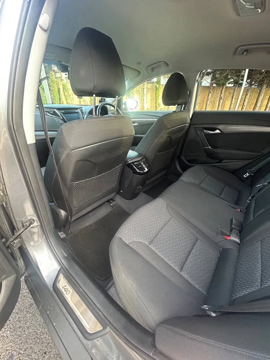 Hyundai i40 2016 - Image 2