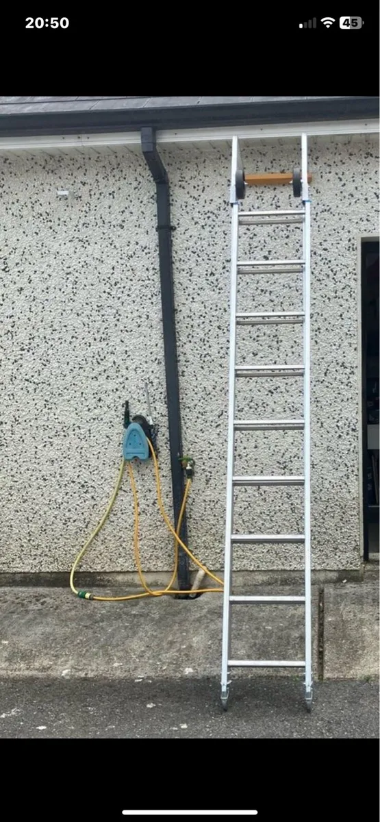 Stradbally Roof ladder - Image 1