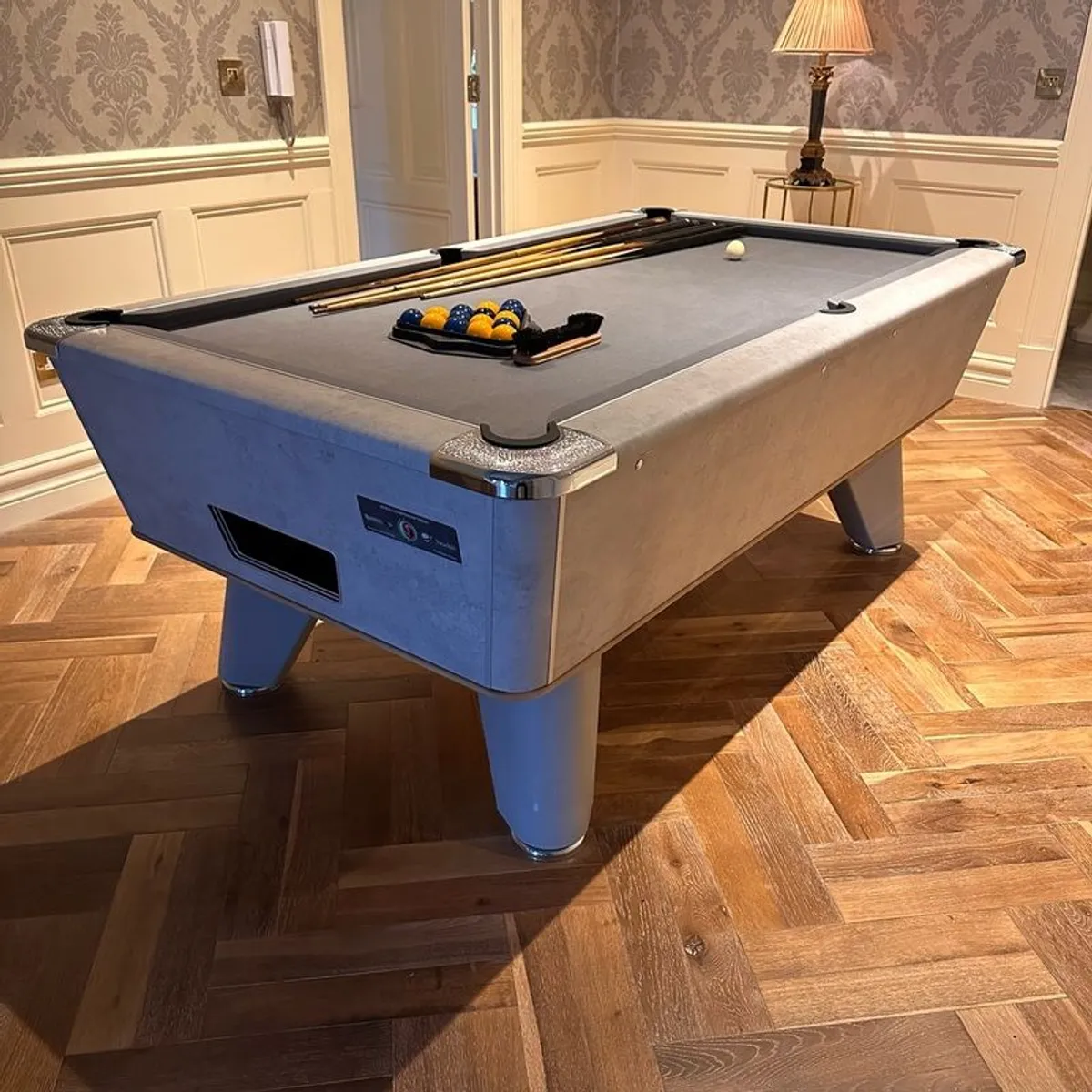 Supreme Pool Table - Image 1