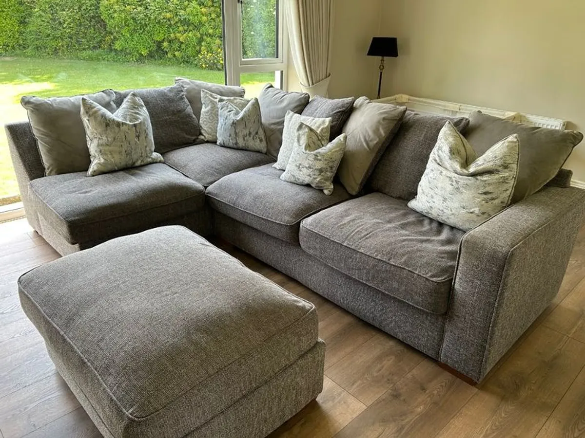 Stylish Grey L-Shaped Corner Couch with Footrest. Excellent Condition. Dublin - Image 1