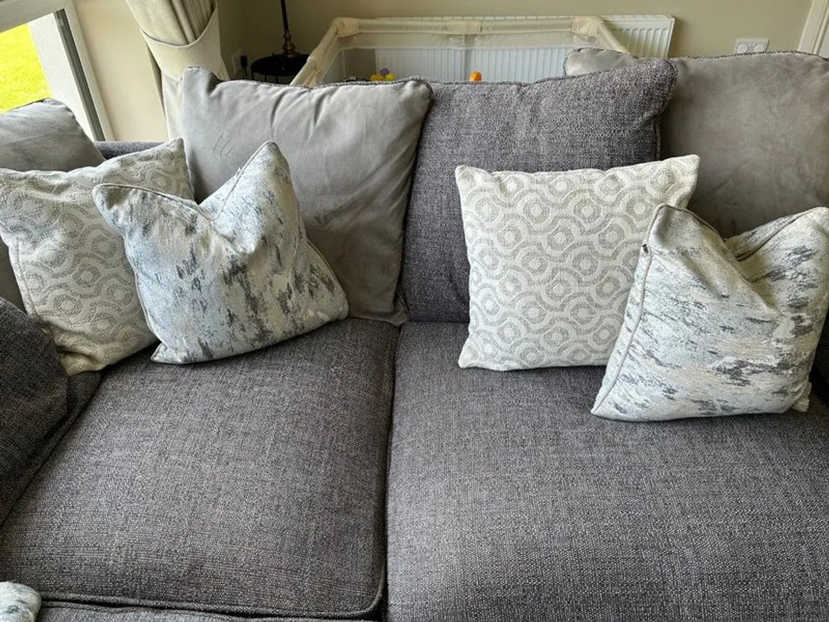 Stylish Grey L-Shaped Corner Couch with Footrest. Excellent Condition. Dublin - Image 3