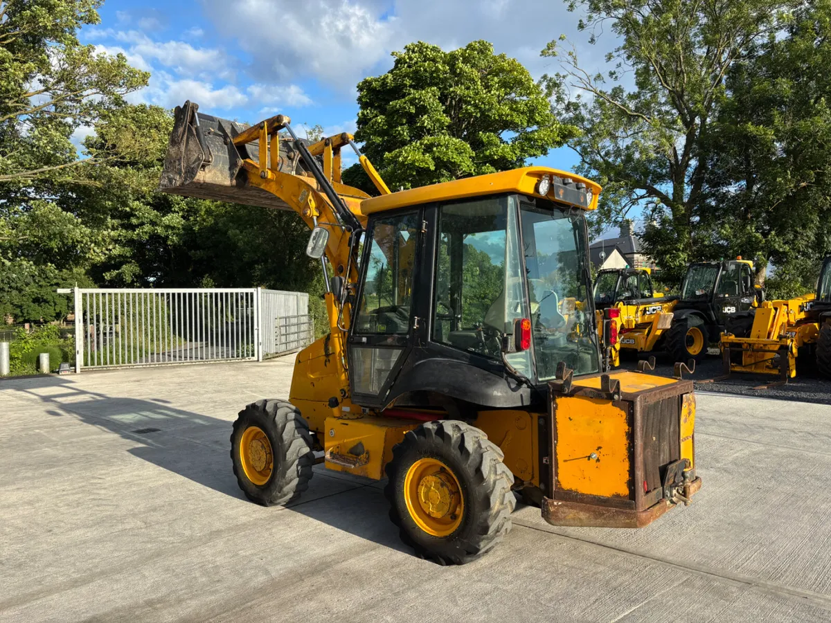 JCB 2CX Loader - Image 3
