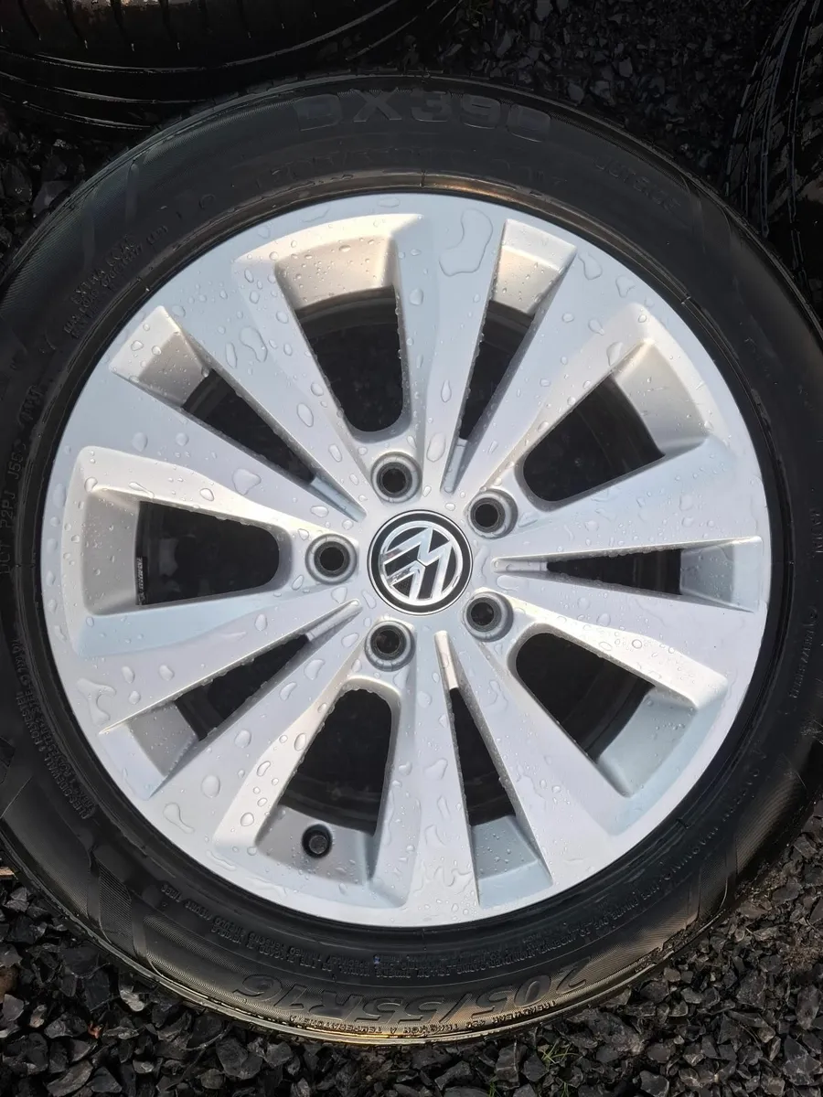 16" Genuine Vw Toronto Alloys with tyres - Image 1