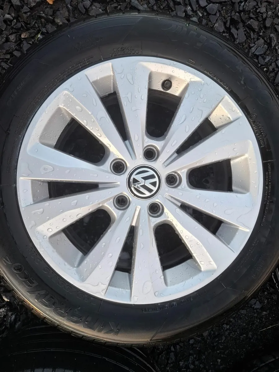 16" Genuine Vw Toronto Alloys with tyres - Image 2