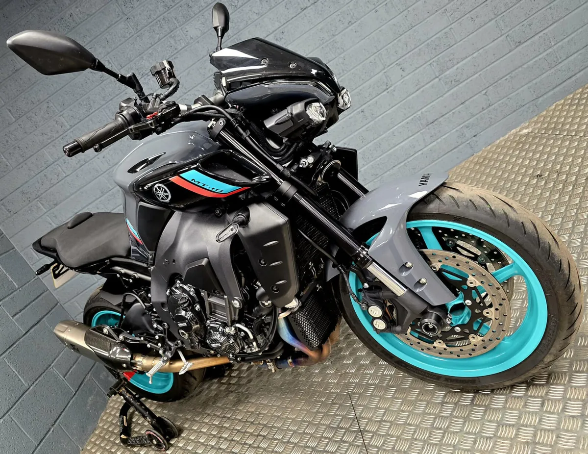 2023 YAMAHA MT 10 - Image 1