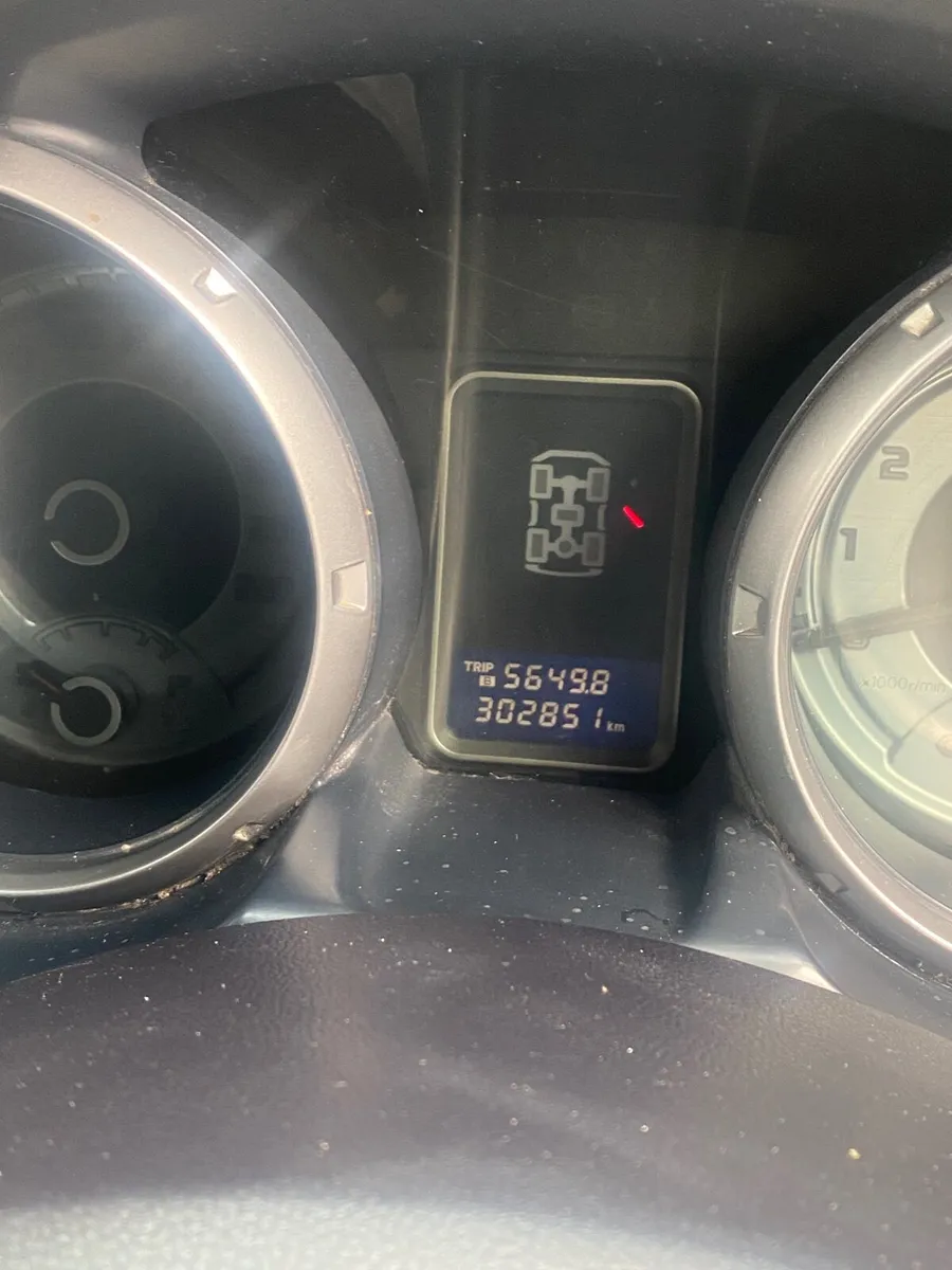 Mitsubishi Pajero 2008 - Image 2