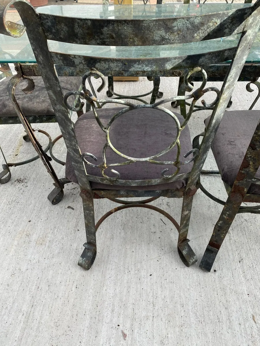Glass table top and 6 chairs - Image 2
