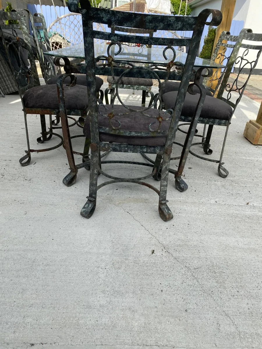 Glass table top and 6 chairs - Image 3