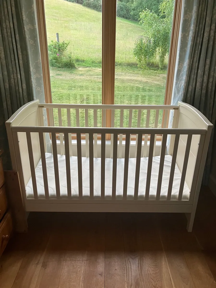 Cot - Image 3