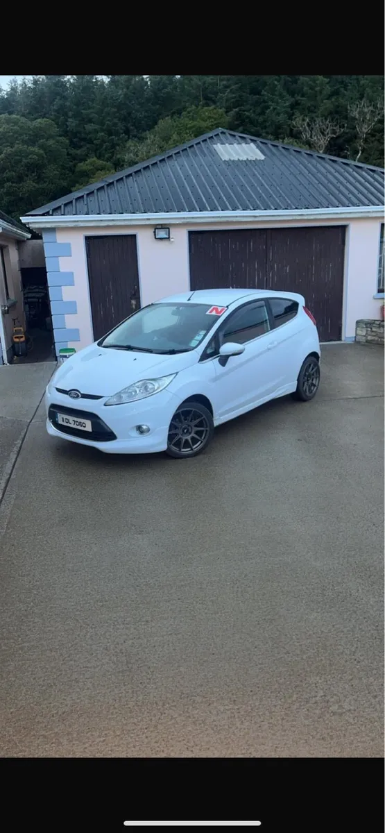 Ford Fiesta - Image 1