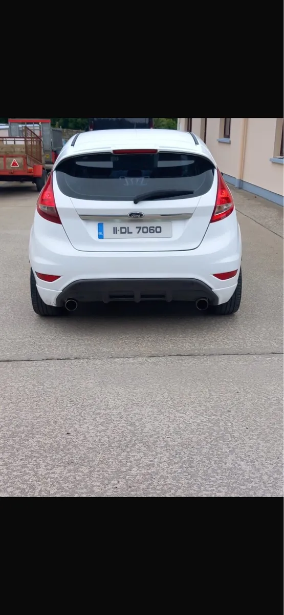Ford Fiesta - Image 4