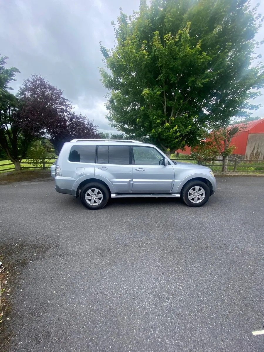 Mitsubishi Pajero 2008 - Image 1