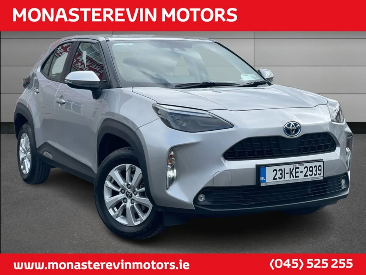 Toyota Yaris Cross CR Luna 4DR Auto - Low Mileage - Image 3