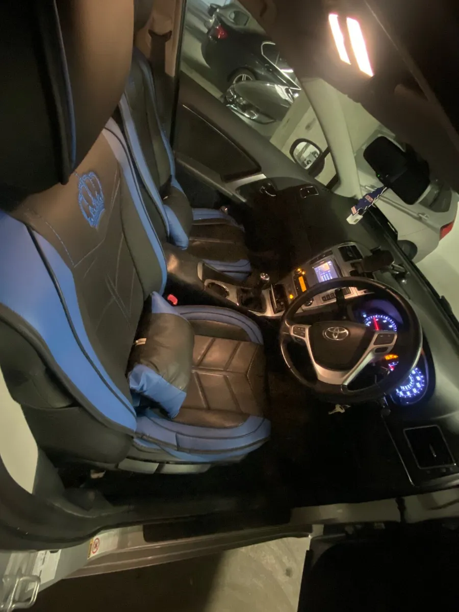 Toyota Avensis 2012 - Image 4