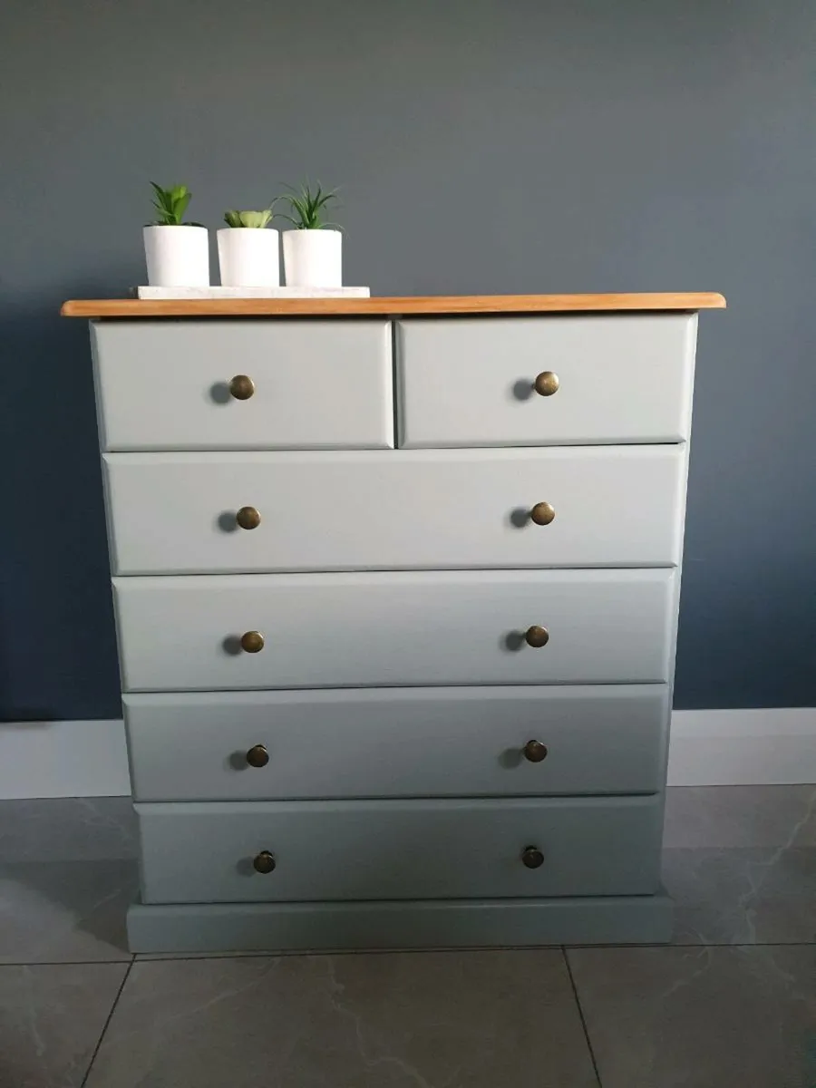 Chest of Drawers - Image 1