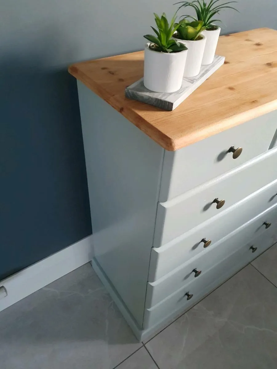 Chest of Drawers - Image 4