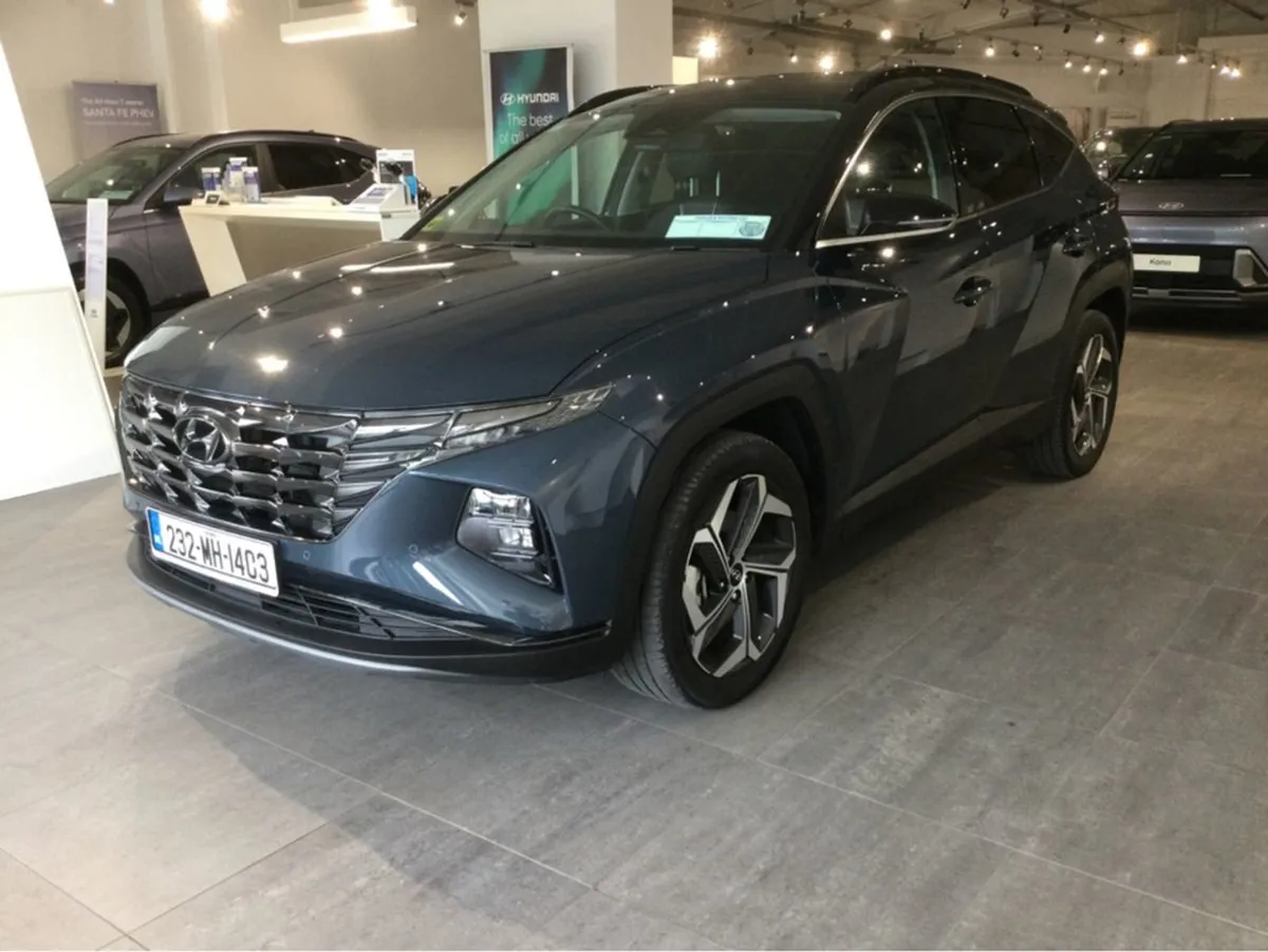 Hyundai Tucson Executive Plus Plug IN Hybrid - Image 4
