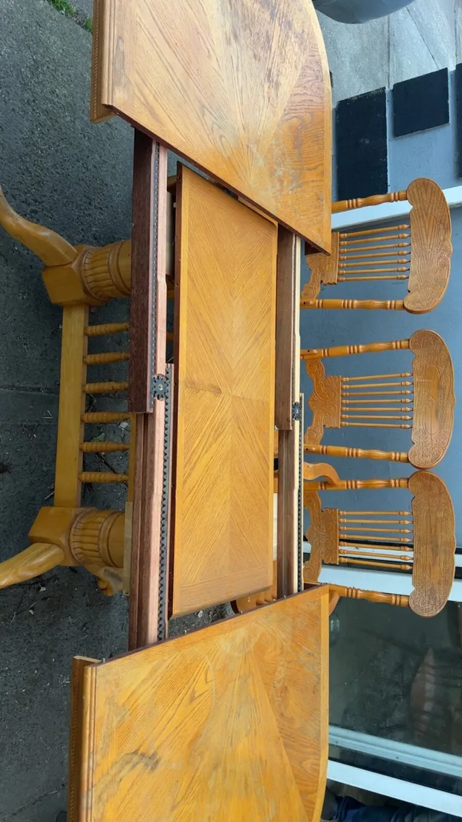 Dining table and chairs - Image 2