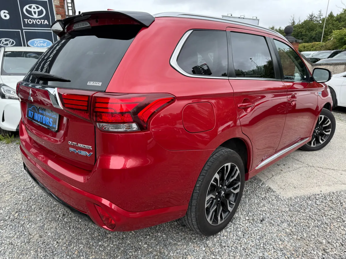 2018 Mitsubishi Outlander  2.0 4H PHEV AUTO - Image 4