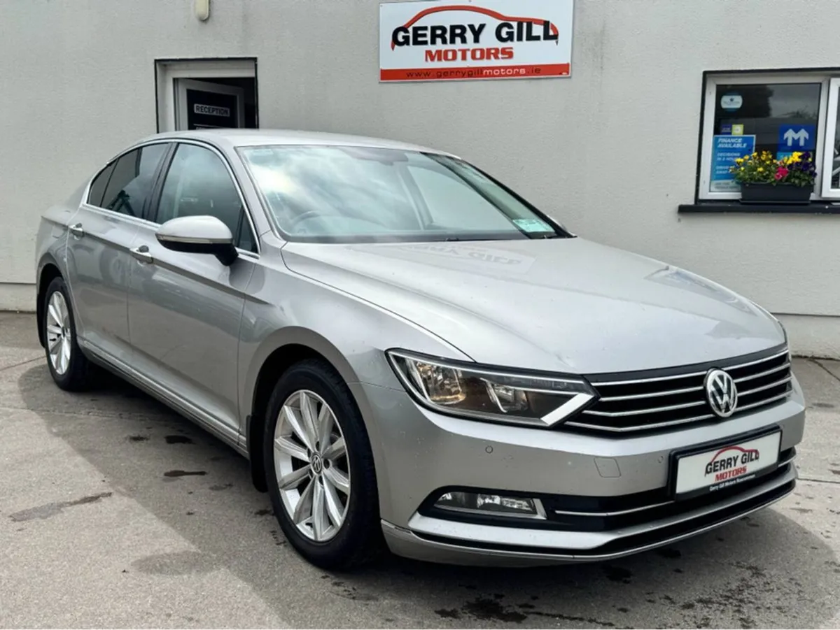 Volkswagen Passat Highline 2.0 TDI Manual 6speed - Image 1