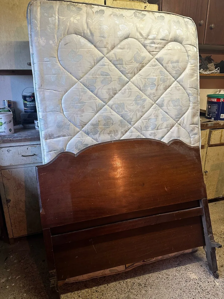 Bed - 4ft mattress with headboards - Image 1