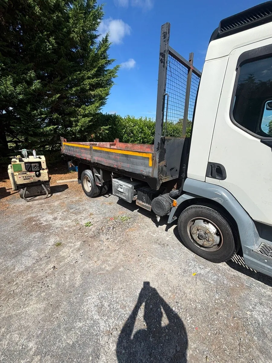 Leyland Daf tipper 7.5 ton - Image 1