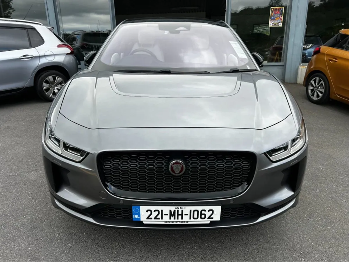 Jaguar I-PACE Black Edition 400PS AWD - Image 3