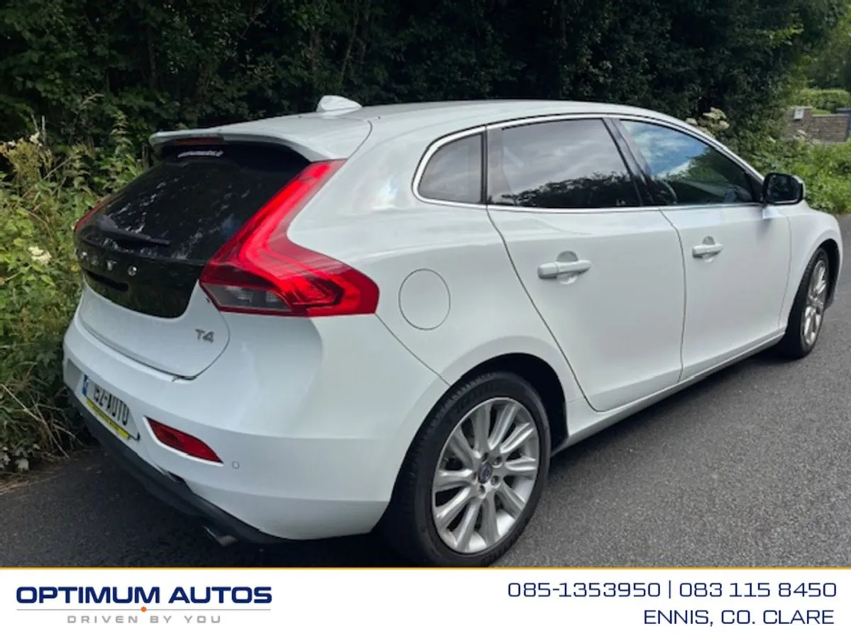Volvo V40 T4 Automatic 1.6 Petrol - Image 3