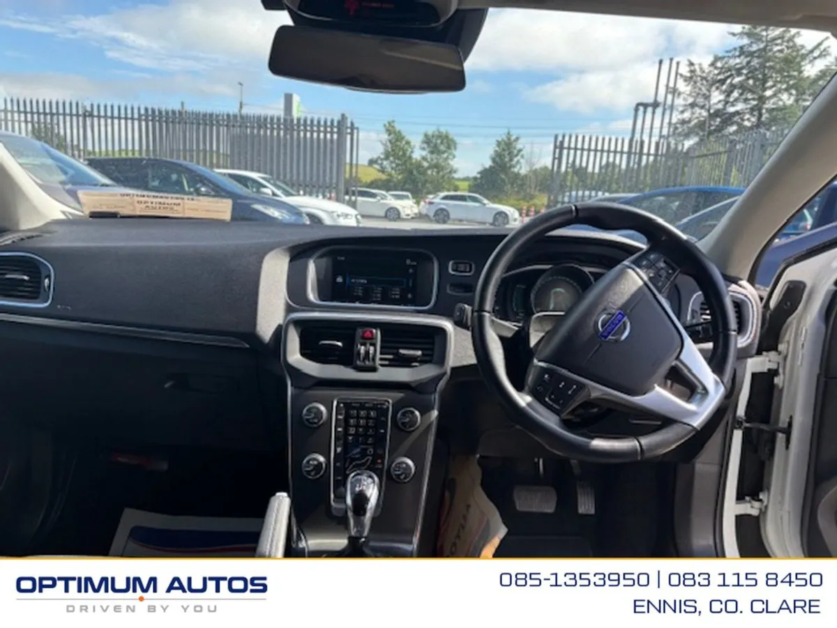 Volvo V40 T4 Automatic 1.6 Petrol - Image 4